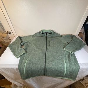 Patagonia sweater jacket size 3xl. Only worn 3 times like new